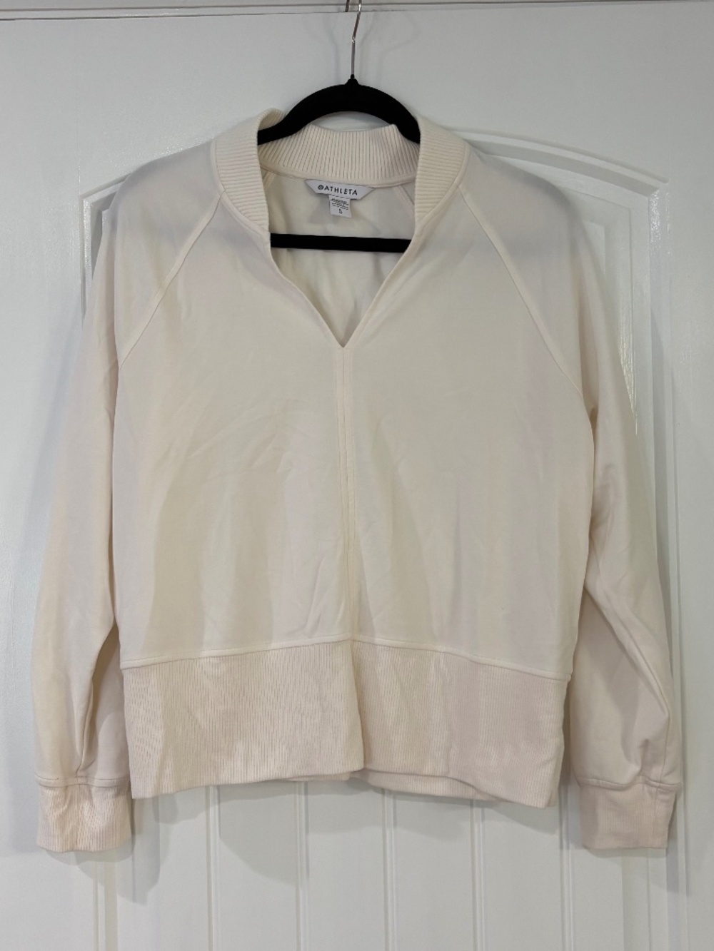 Athleta Eastbound Sweatshirt Magnolia White